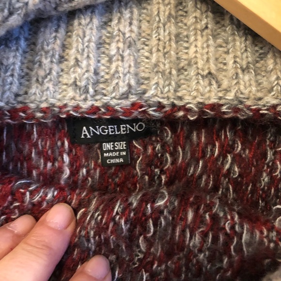 Sweater - Picture 5 of 5